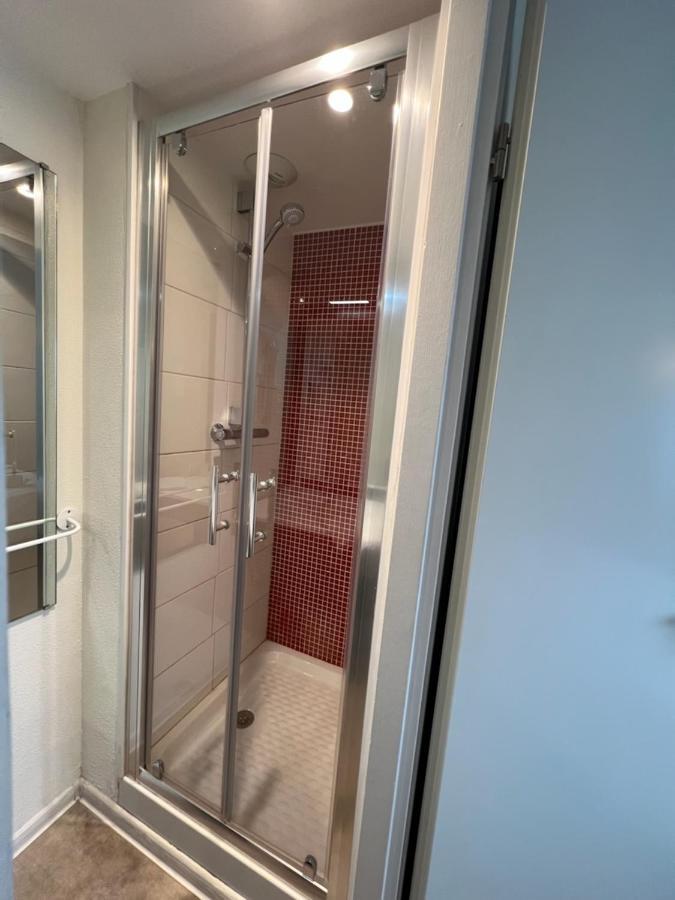 Contact Hotel Fontenay Le Comte エクステリア 写真